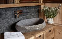 Lavoar mic din piatră de râu,Lavabo Batu Kali